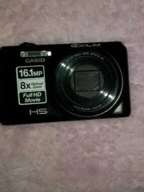 Casio Black Compact Digital Camera with 16.1MP and 8x Optical Zoom